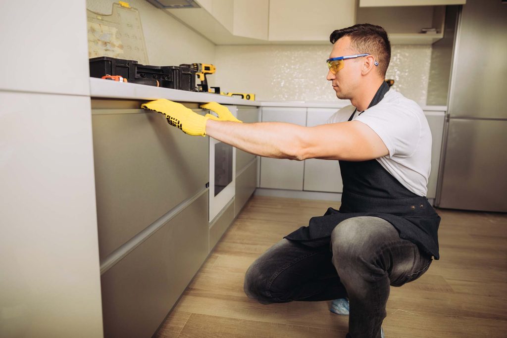 We fix homes with enthusiasm
